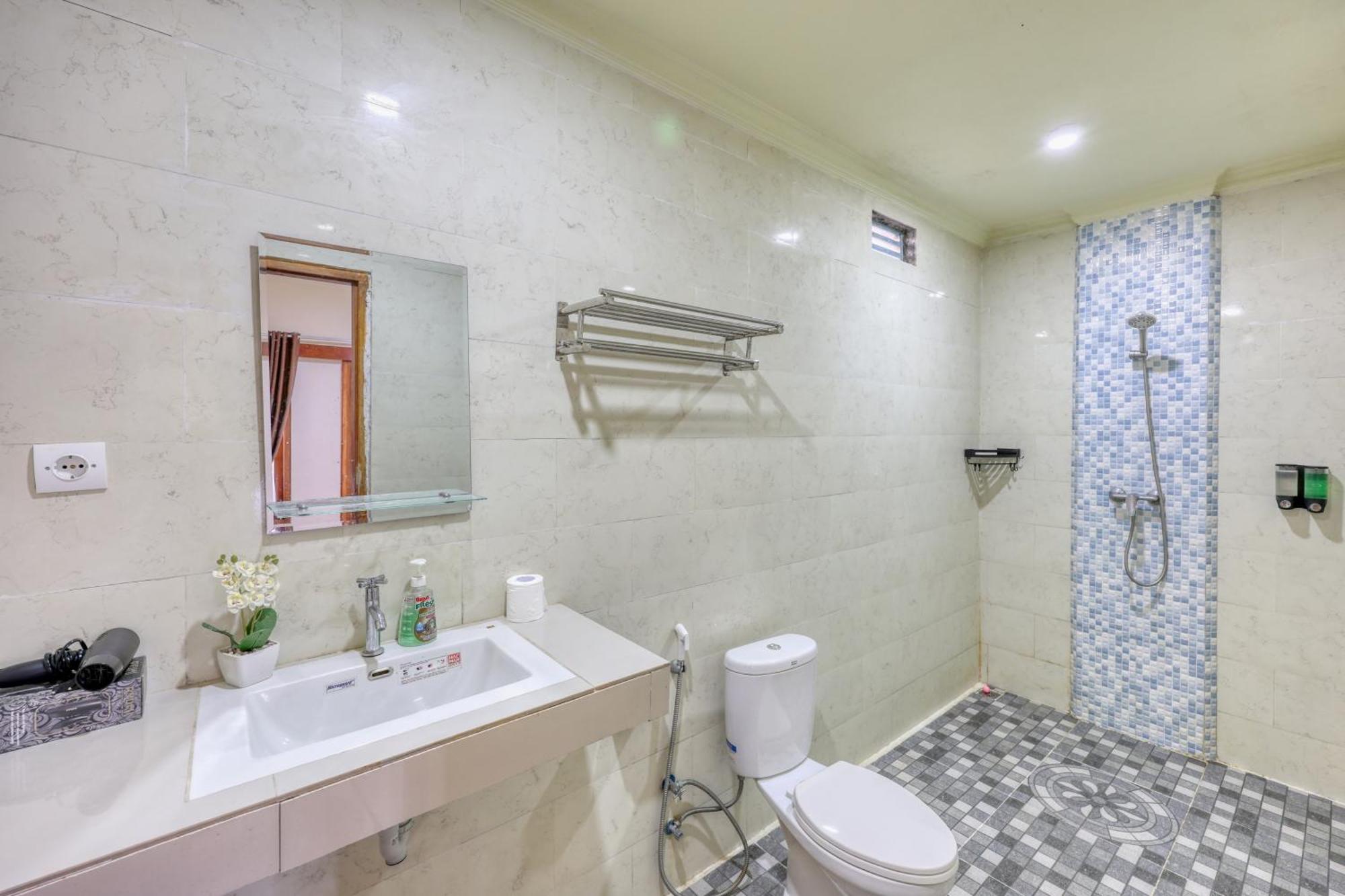 Rr Cottage Sakti ภายนอก รูปภาพ